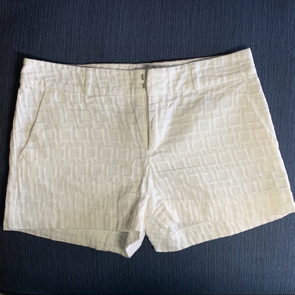 White Banana Republic Shorts size 4
